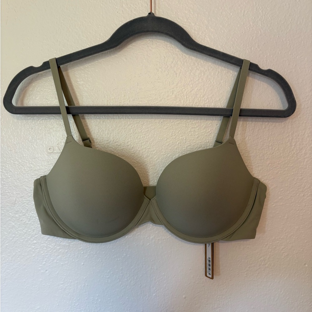SKIMS Green Fits Everybody Push Up Demi Bra